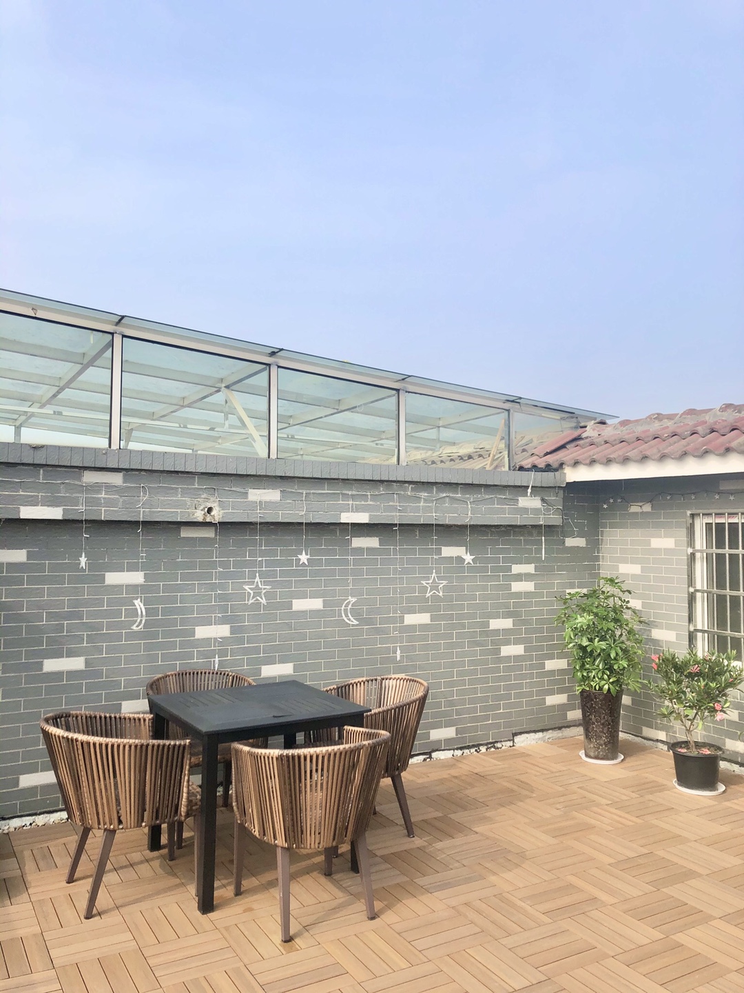 Factory Price Outdoor Flooring,Wood Composite Decking.Waterproof Deck Tile #300A